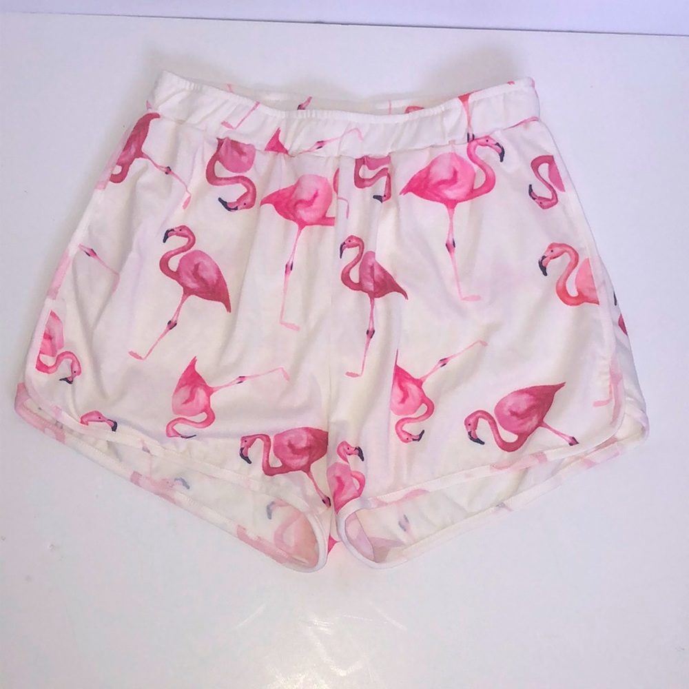 Summer shorts☀️🌻👙🦩🦩